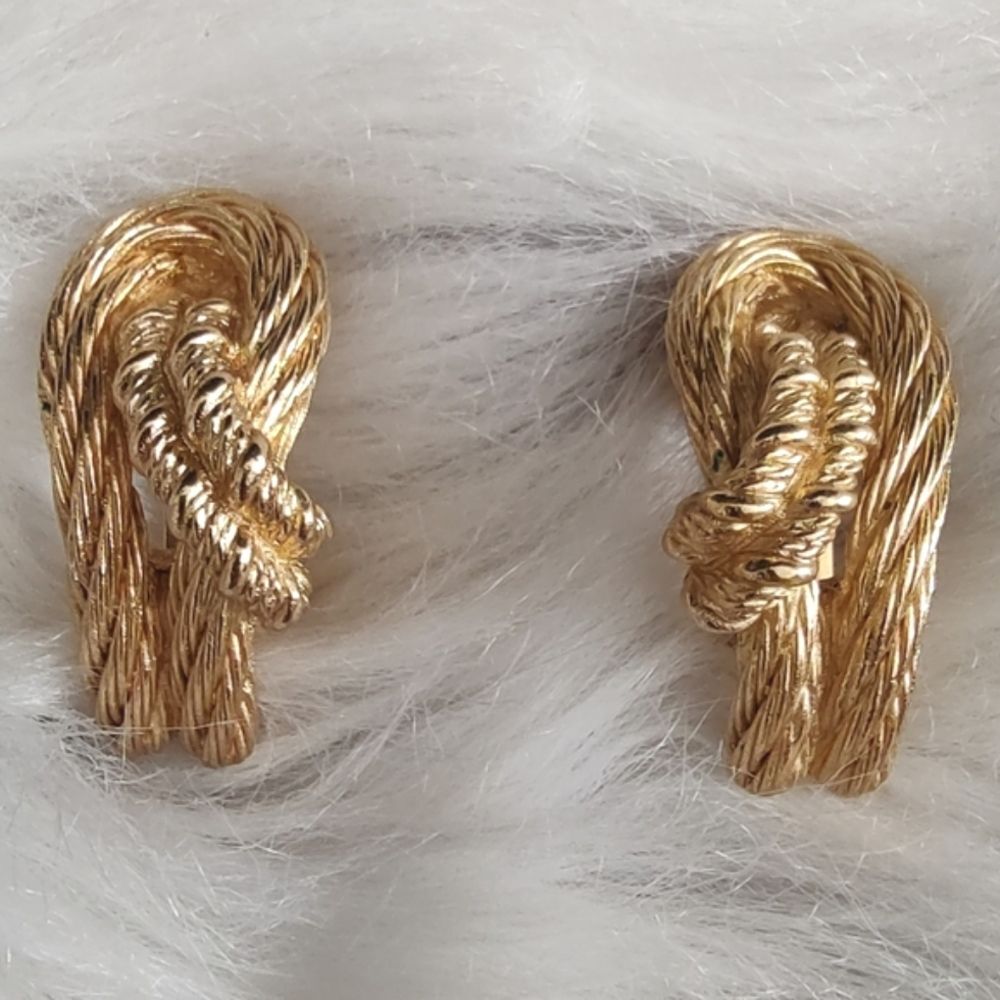Christian Dior vintage earrings EUC w/COA - Picture 3 of 8